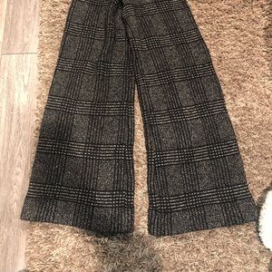 Zara Pants - Zara heavy Knit black and white pants Zara Pants - Zara heavy Knit black and white pants